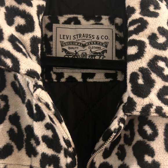 Levi’s Insulated “Denim” Jacket Leopard - Picture 4 of 4